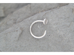 Серебряное кольцо для пирсинга носа